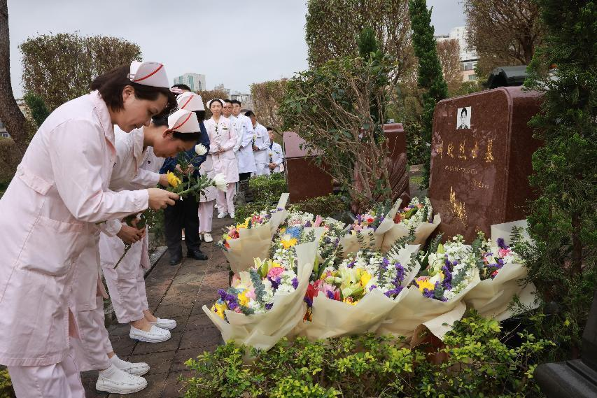 叶欣纪念日 | 深切缅怀“抗非”烈士叶欣护士长